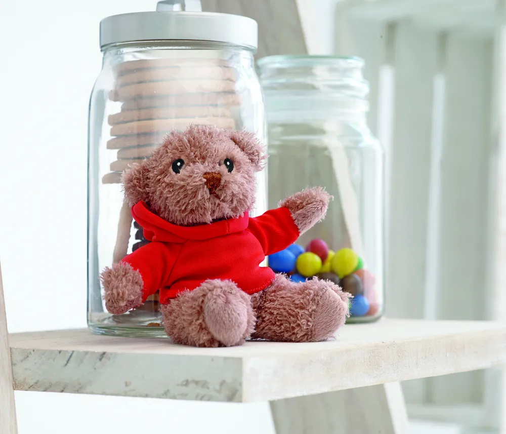 Johnny · Teddybeer met sweatshirt – Rood
