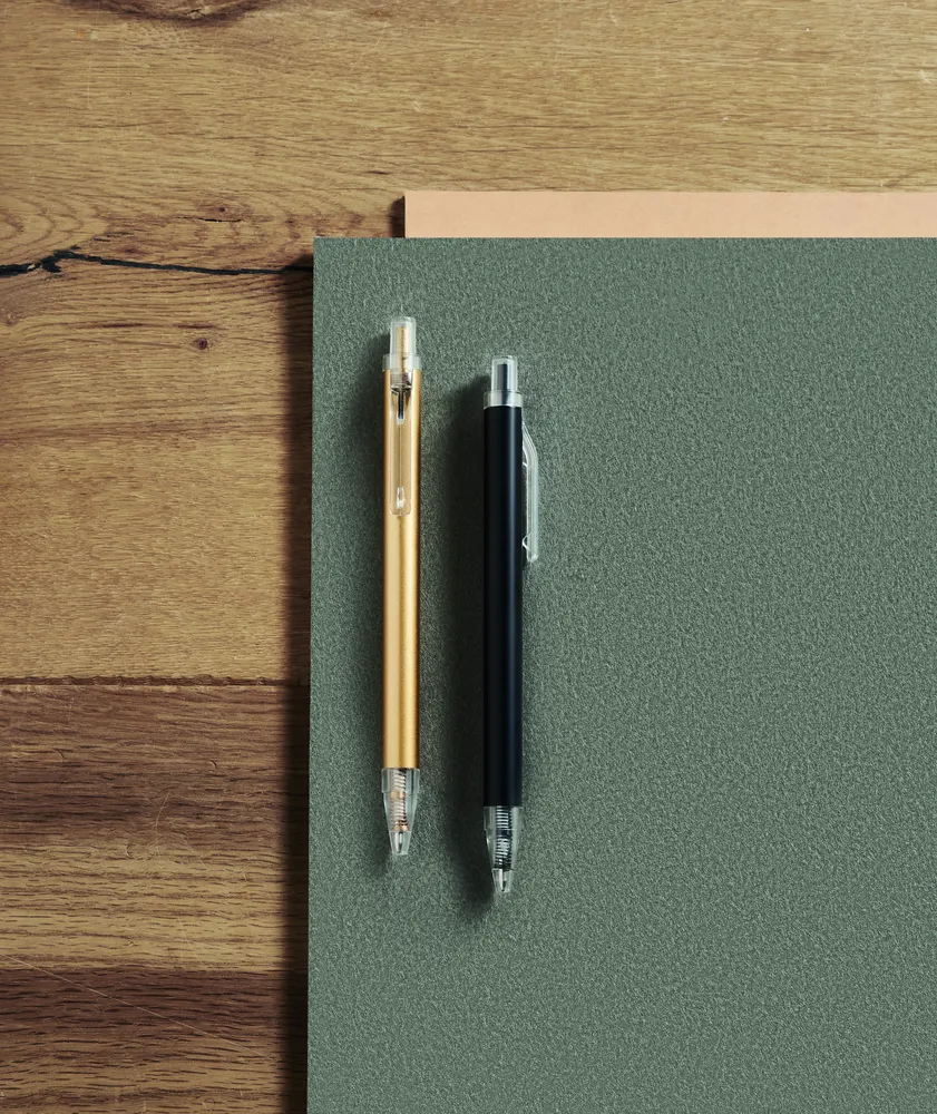 Nosta · Gerecyclede aluminium balpen – Mat goudkleurig