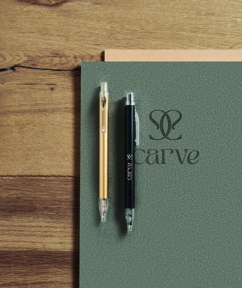 Nosta · Gerecyclede aluminium balpen – Mat goudkleurig