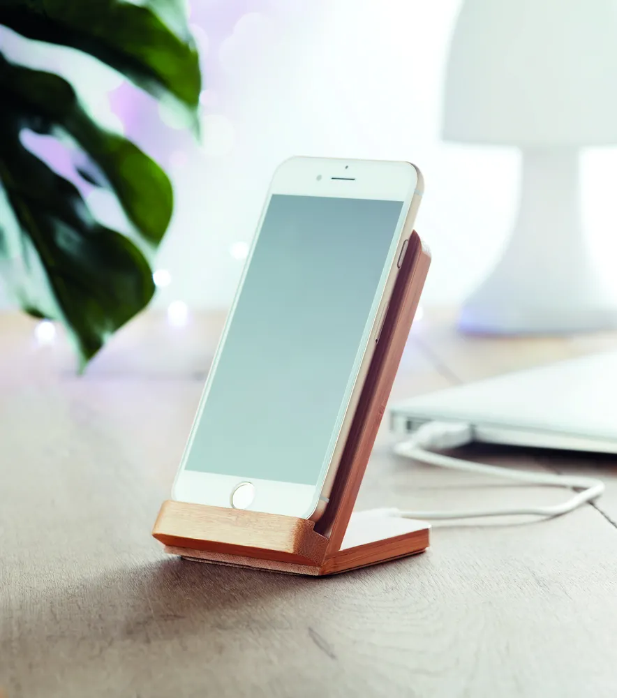 Wirestand · Draadloze bamboe oplaadstation – Hout