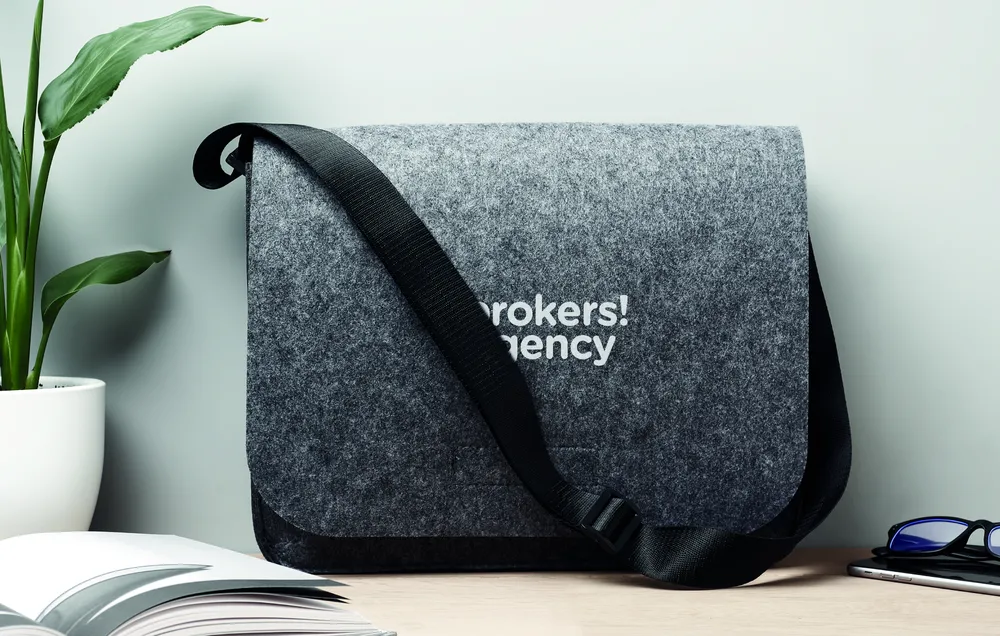 Baglo · Vilten laptoptas van RPET – Grijs