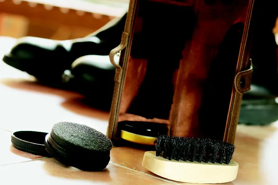 Gentleman · Schoenpoetsset – Bruin