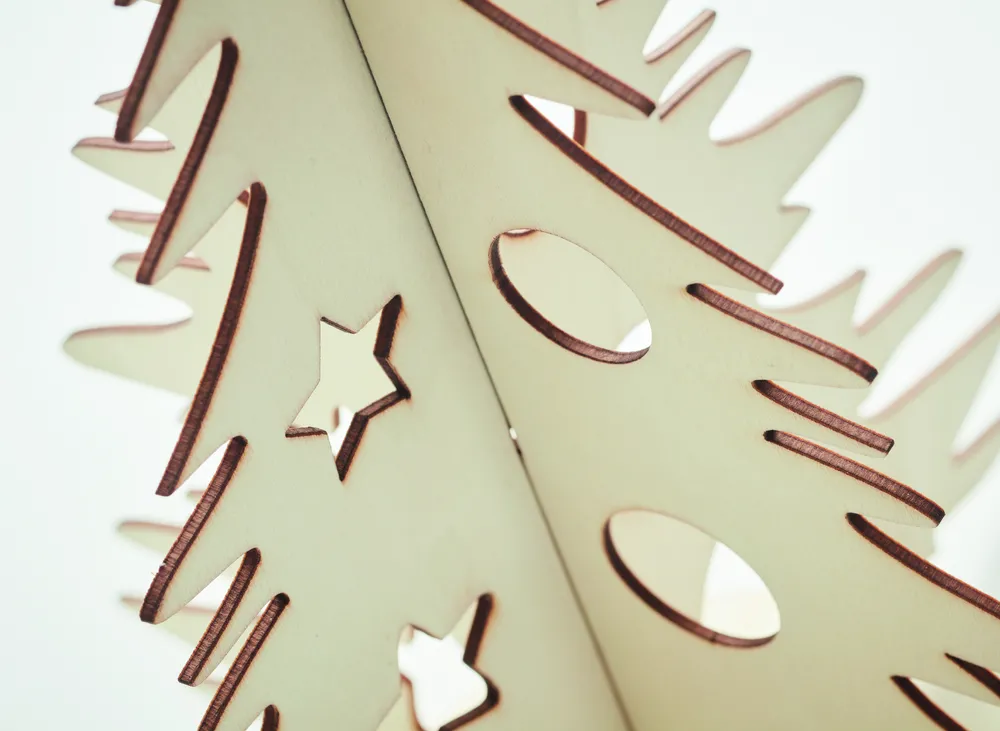 Tree And Paint · Diy houten kerstboom – Hout