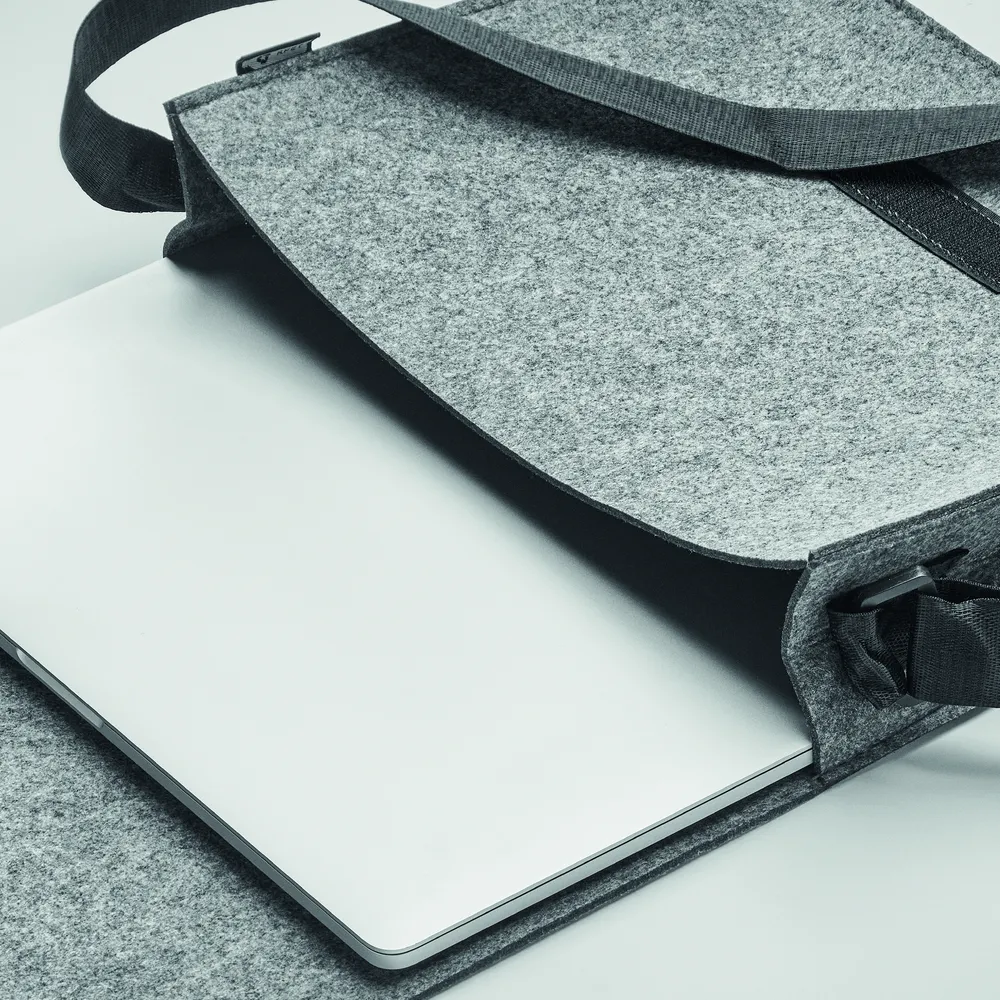 Baglo · Vilten laptoptas van RPET – Grijs